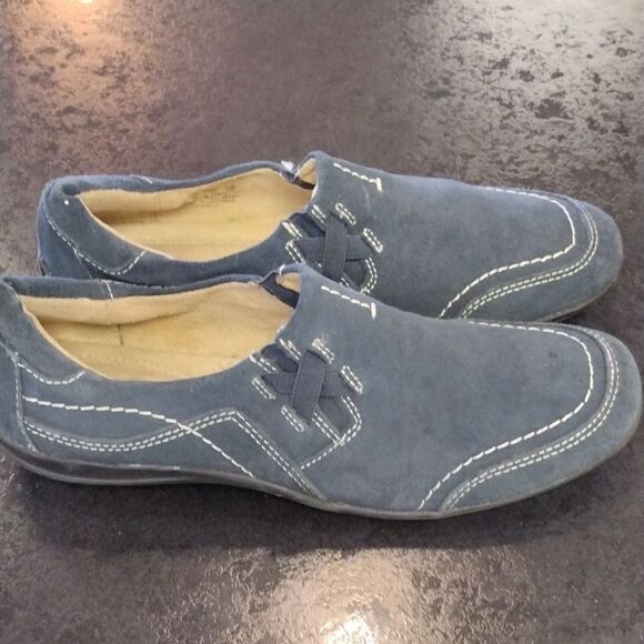 Naturalizer shoes  - Picture 1 of 5